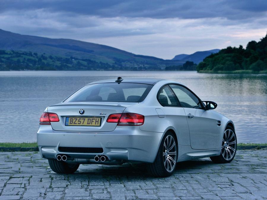  BMW M3 Coupe 2007 года  (UK) (фото 15 из 16)